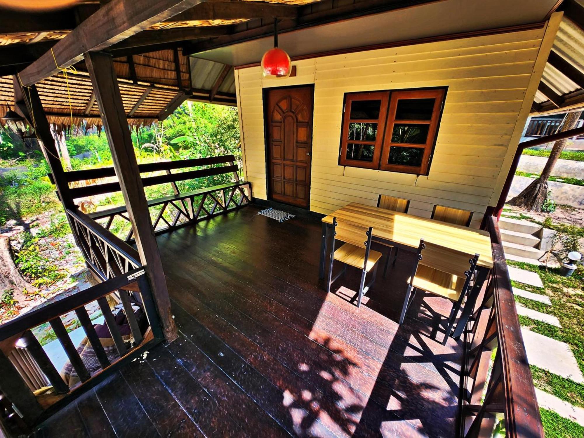 Flower Power Farm Village Koh Phayam Exterior foto