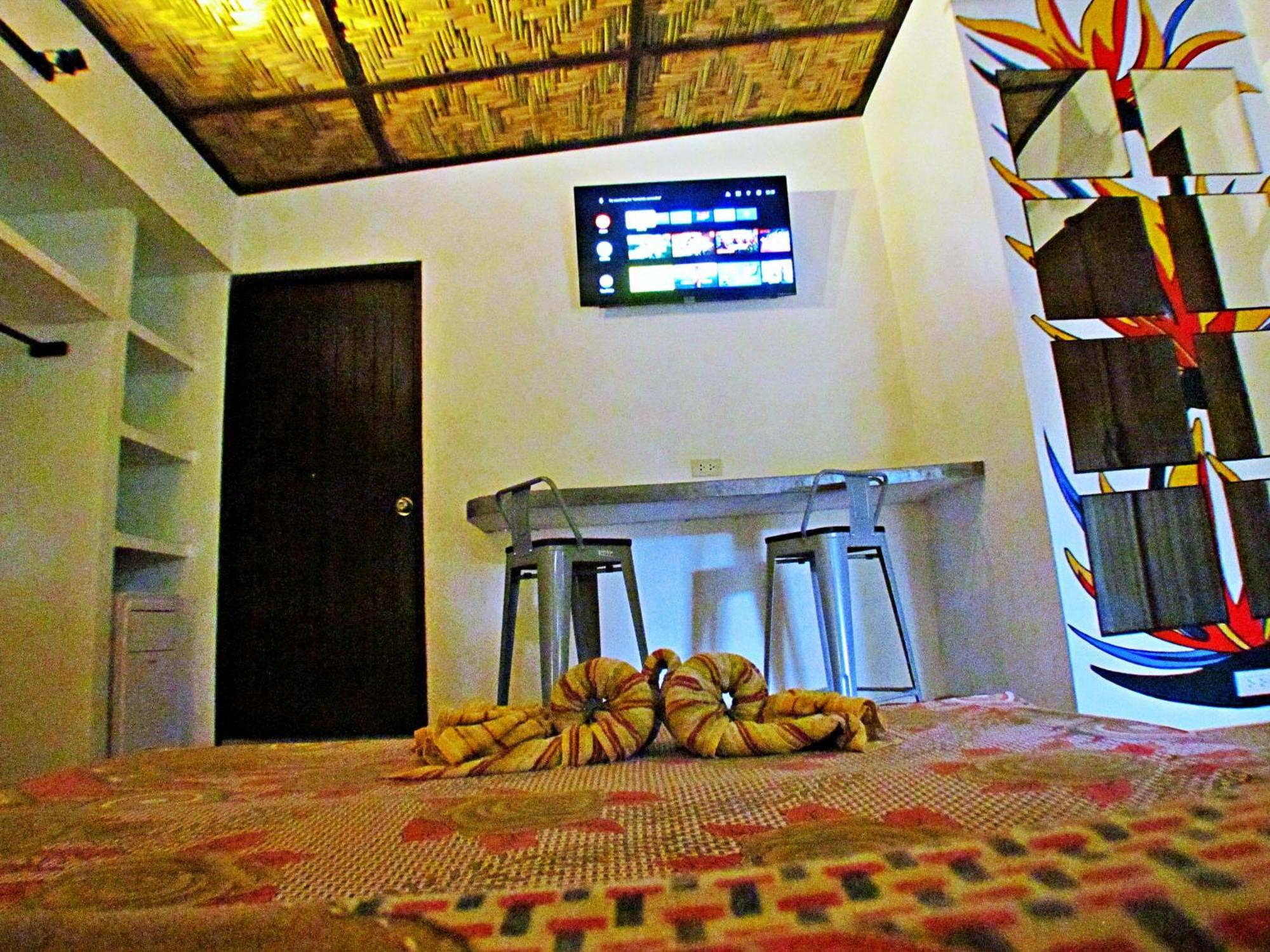 Flower Power Farm Village Koh Phayam Habitación foto